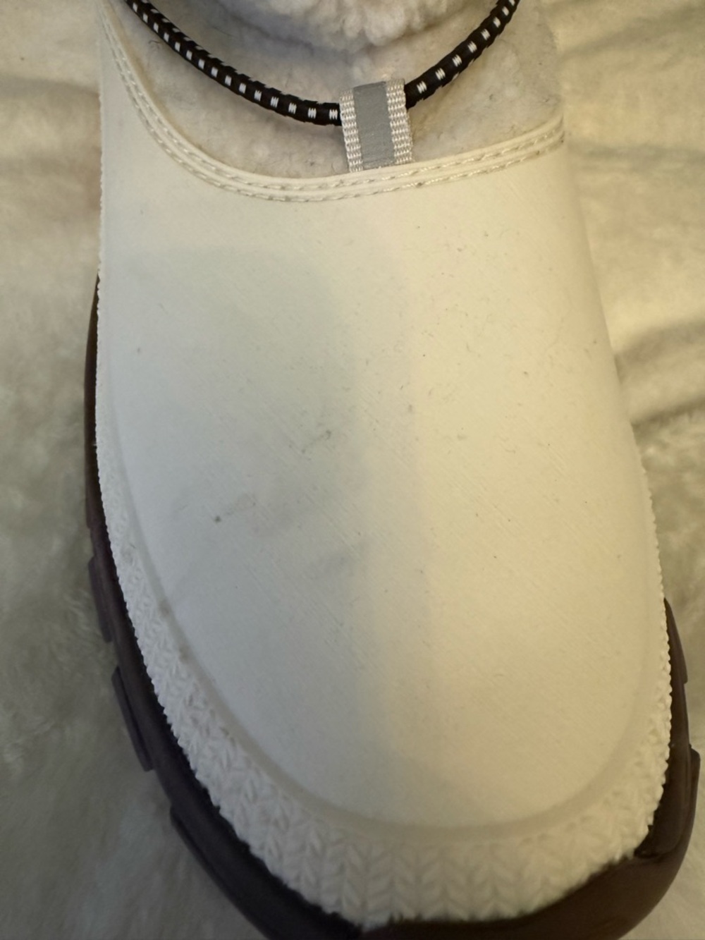 Hunter Women’s White Sherpa Winter Boots - Picture 6 of 8